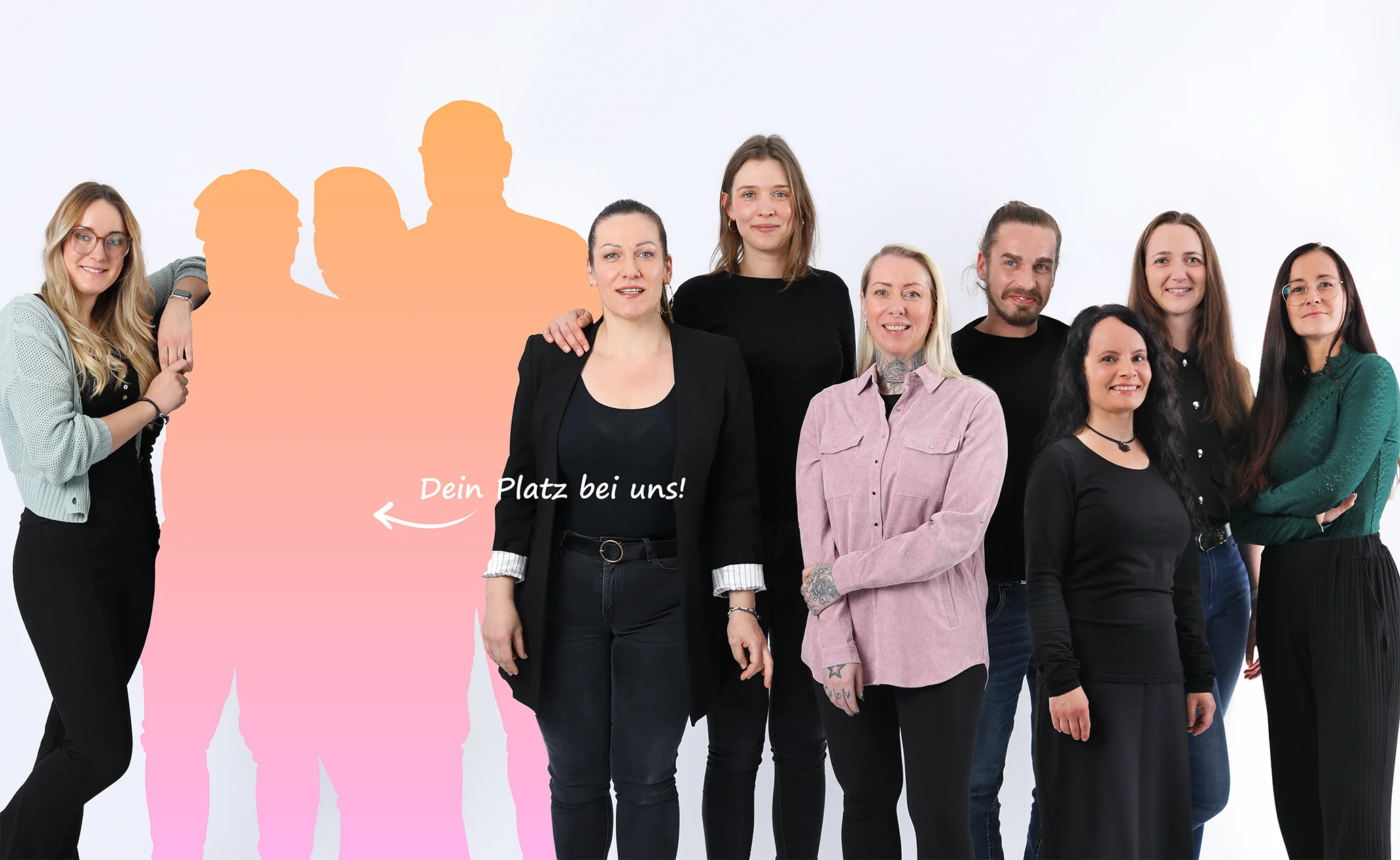 Team Soziale Hilfen Teamfoto mit Text Dein Platz bei uns!